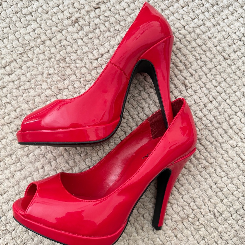 NWOT Paprika Red Open Toe Heels 4” Heel Sz 7 High Heels Stiletto Dress Peep Toe
